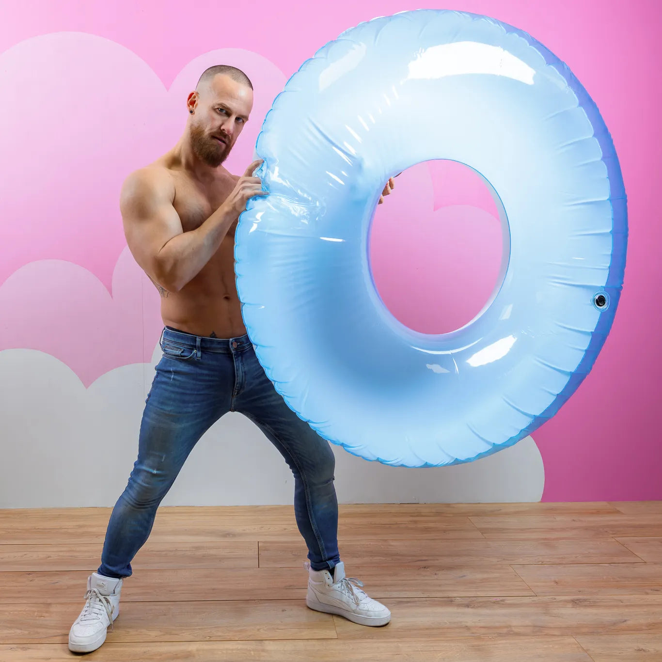 Create to Inflate: Swim Ring with SPH